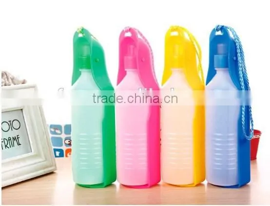 New design portable foldable plastic feeding bowl dog cat travel pet water bottle ,pet water feeding bottle