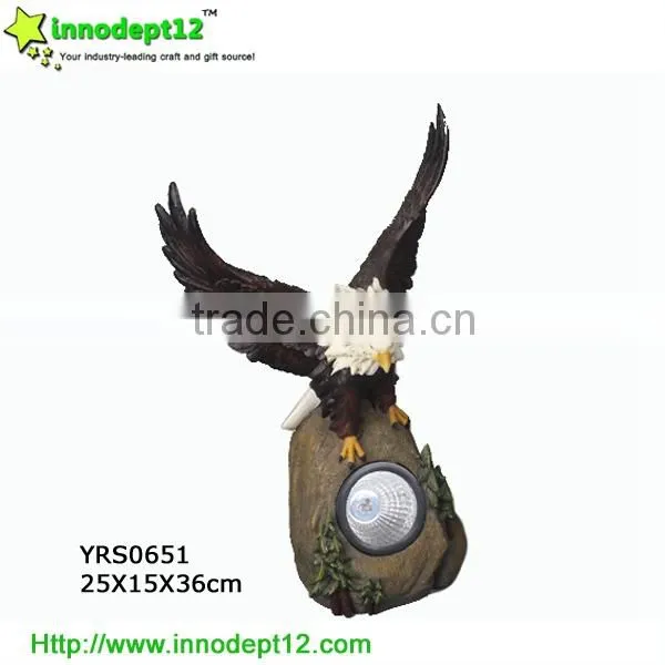 set 2 garden decoration solar power bird caller with shadow control, and resin stone with flowers