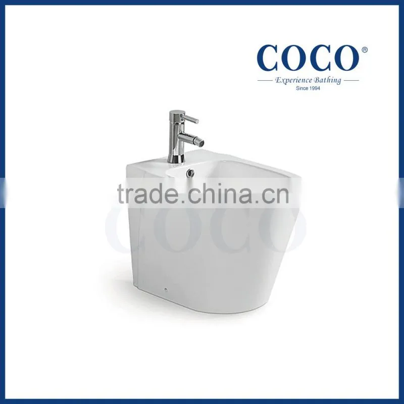 Sanitary ware bathroom bidet