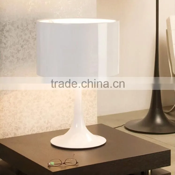 Modern design coffee shop decor table lamp