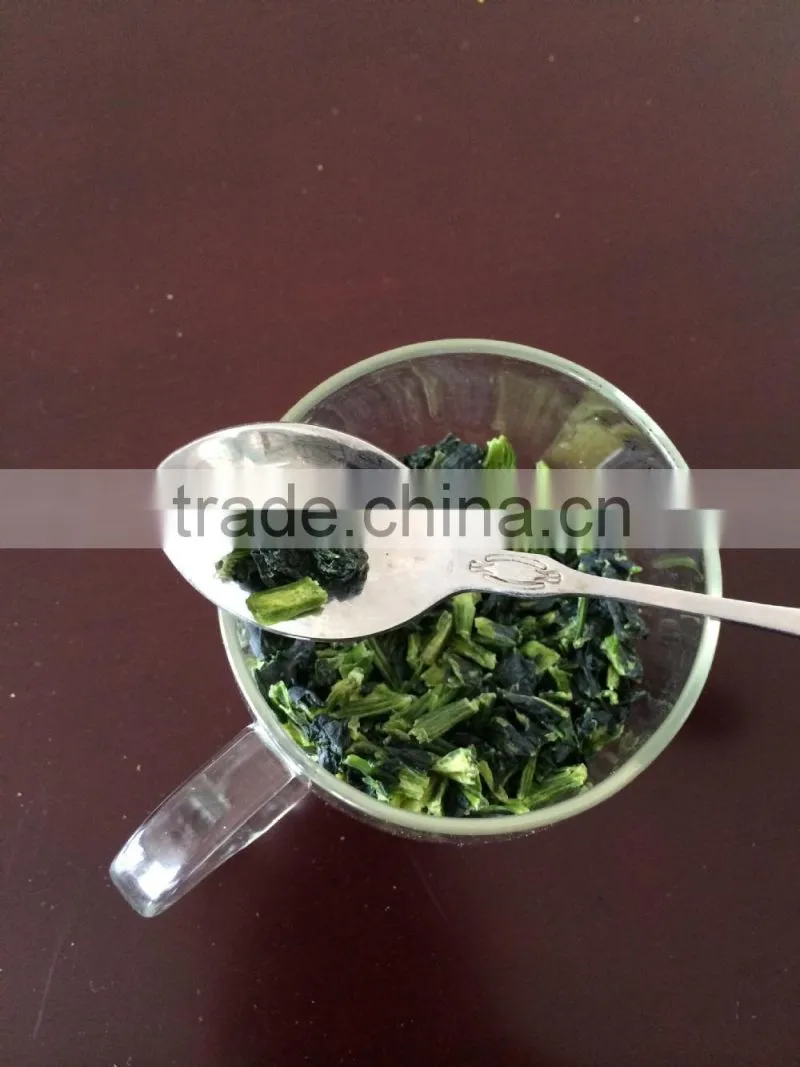Dehydrated green-stalked vegetable