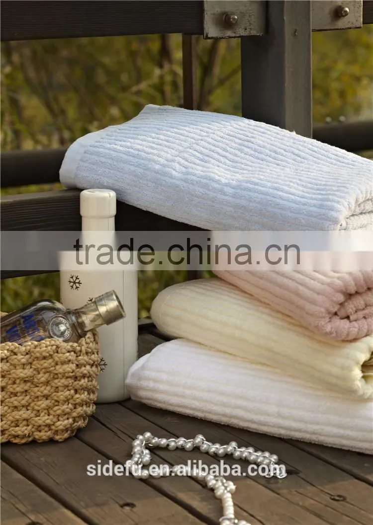 Cheap Wholesales 100% Cotton Large Custom Beach Towel