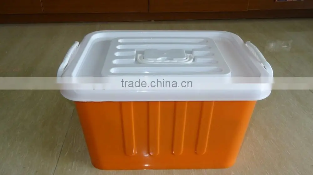 32L plastic storage box with wheels, lid and handle, storage bin