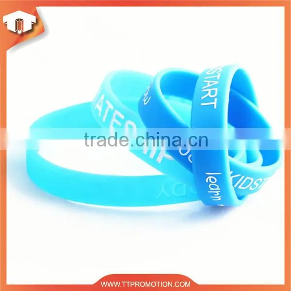 Customized thin silicone wristband with competitive price