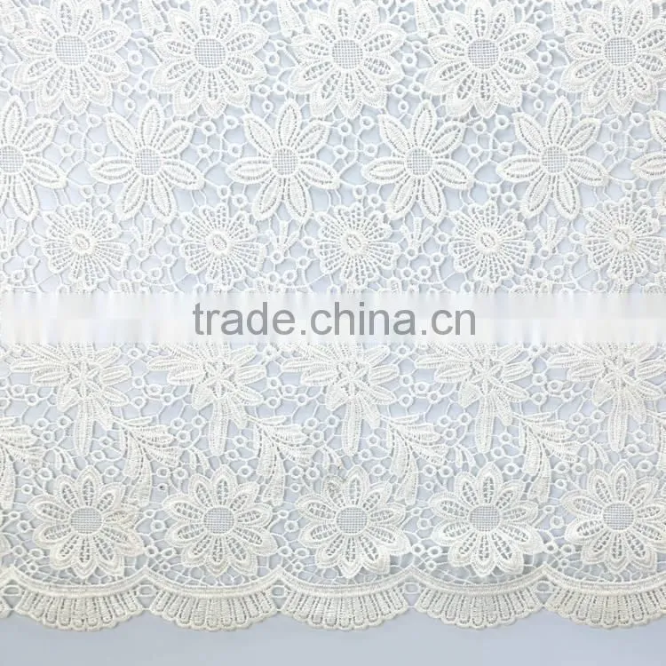 2016 Foshan the most professional embroidery factory 100% polyester chemical white and black chantilly lace