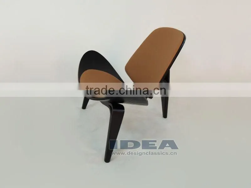 Replica Wegner Shell Chair - Black Shell/ Brown Leather pad