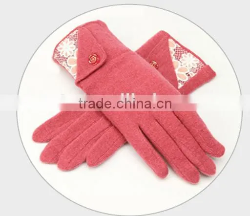 Elegant Lace Design Touch Screen Gloves For Smartphone/Laptop/ipad