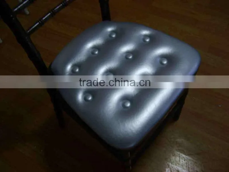 China Transparent Acrylic Chiavary Chair Wedding Chair