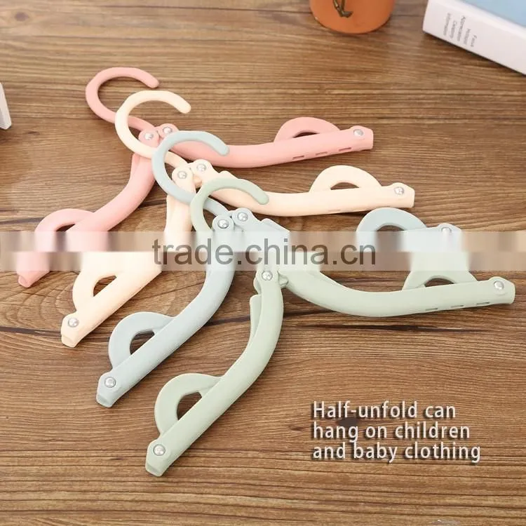 Travel Cloth Hanger Folding Magic Outdoor Travelling Hanger Plastic Clothese Dryer Pants Hanger Trousers Hanger