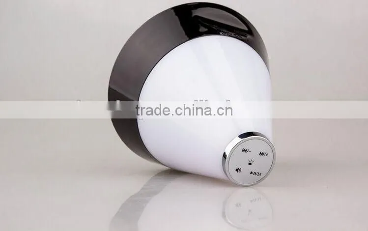 2015 LED Colorful LED Light Bluetooth Speaker 360 Degree Super Bass 3D Sound BT Speaker With FM Radio