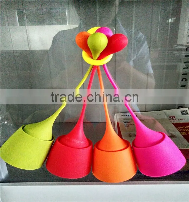 hanging silicone hooks haptor/ adhesive disc phone holder/ sucking dis hook