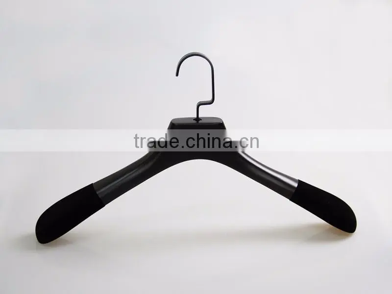 Custom logo wood coat hanger with velvet shoulder wooden hanger for clothes