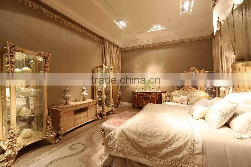 Italian Luxury Bedroom Furniture Set High Back Bed With Hand Carving