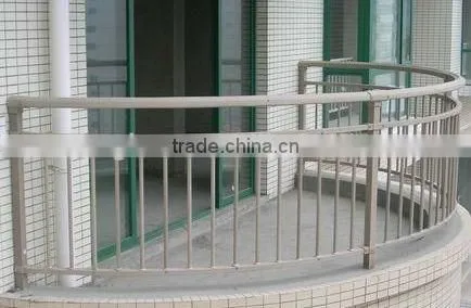 2015 Top-selling outdoor wrought iron balcony railing