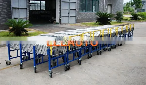 Telescopic roller Conveyor
