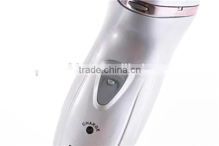 Triple blade rechargeable shaver beard shaver