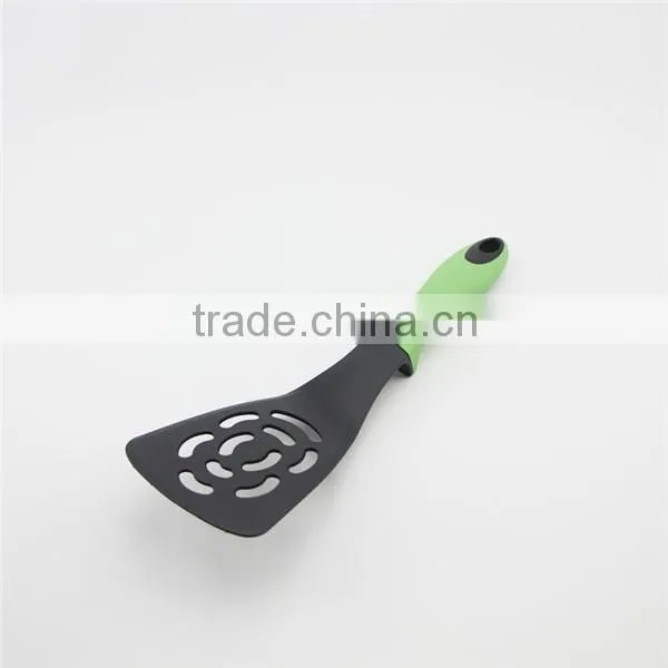 Best selling nylon material fancy kitchen utensils