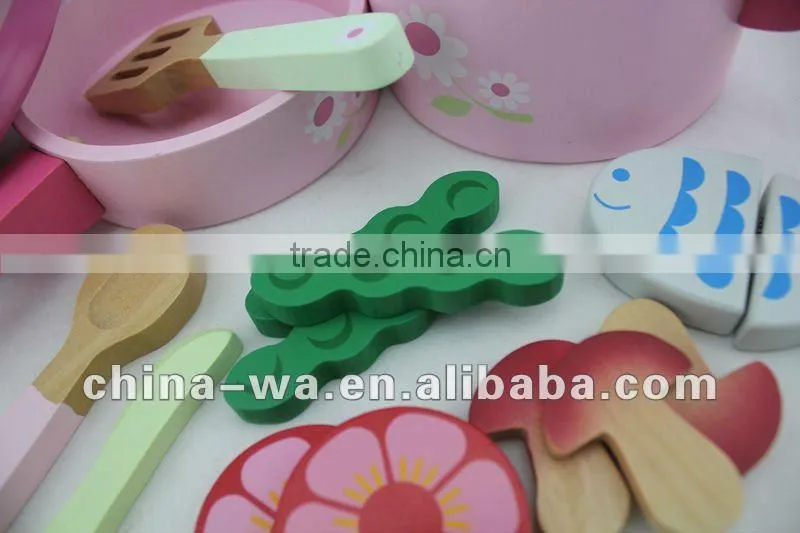 Wood ELC children's pan set toy(pan,saucepan,food,fork,etc)