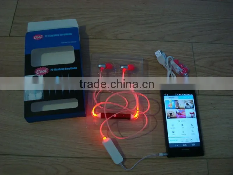 LED Flash Earphone / LED light earphones / LED lighting Earphone