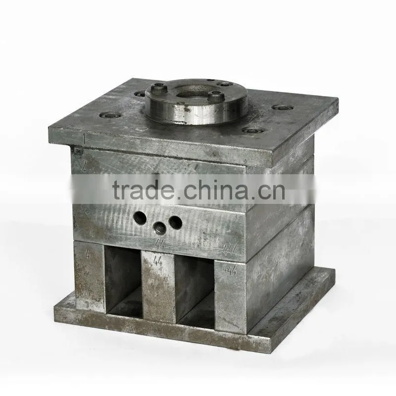 Plastic mould injection tool manufacturer