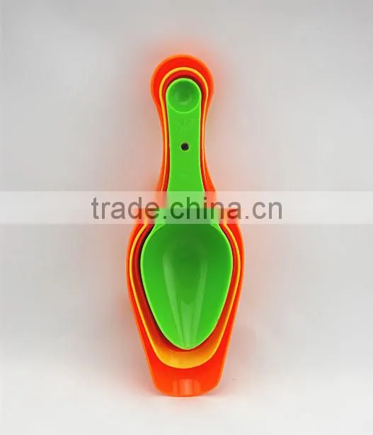 4pc Plastic Measuring Spoon With Magnet