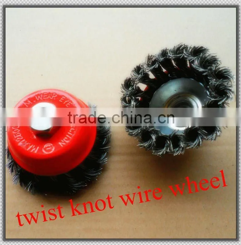 Twist Knot Wire Wheel