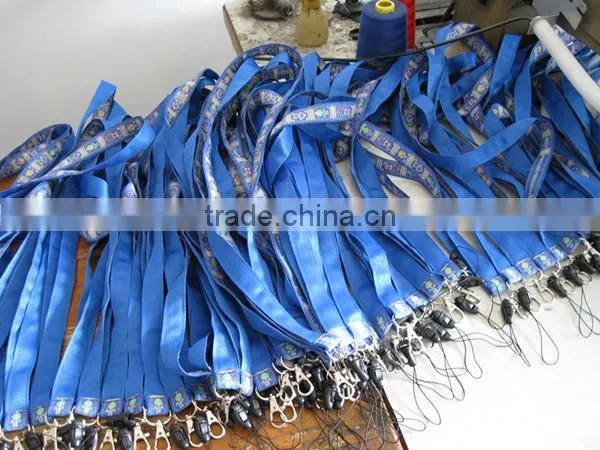 Customized lanyard breakaway clip