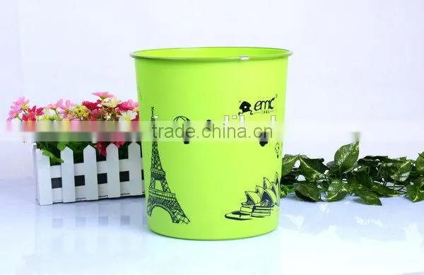 Eiffel tower pattern dustbin