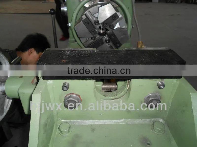 Bolt Screw Tapping Machine
