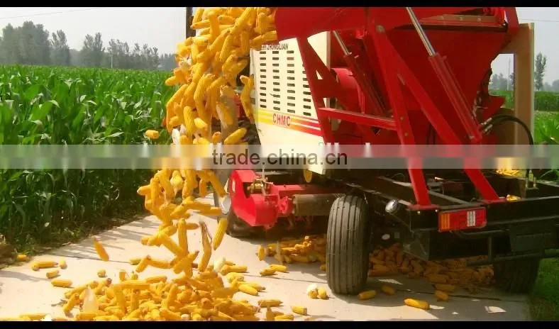 Mini corn picker for corn cobs