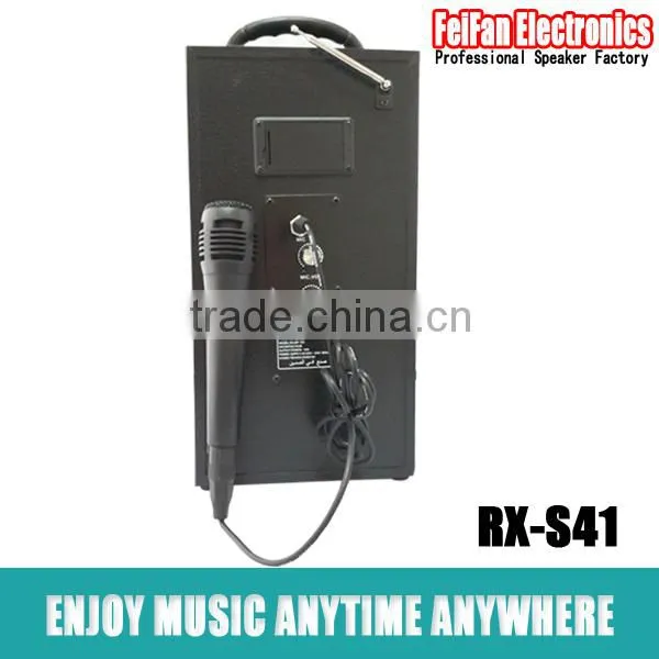 Top Sale 4.0 Inch Dolphin Speaker With Fm Radio