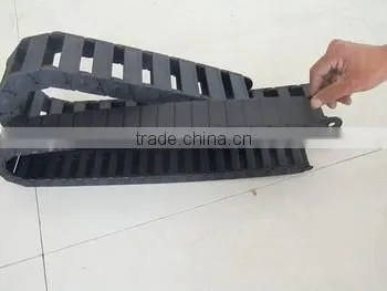 Semiclosed Type and PA66 Material Cable Carrier