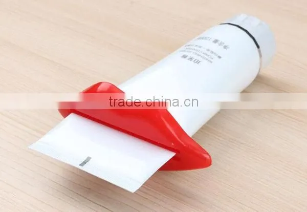 Wholesale household items lip squeezer for promotion