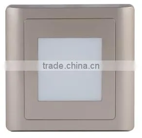 Wisdom Factory Directly corner lamp