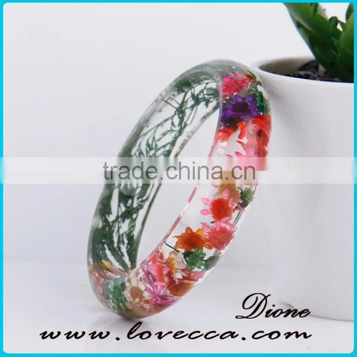 Elegant jewelry women wholesale glass stone bangles with dried flower bracelets