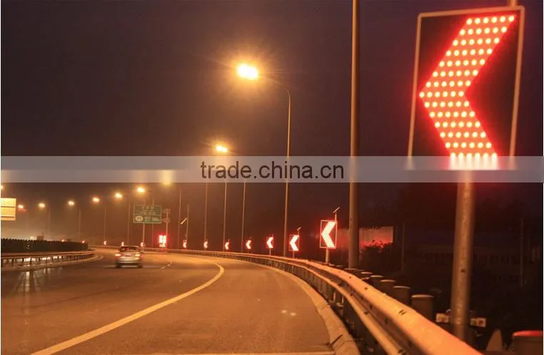 solar powered portable Ultra bright solar traffic arrow marker