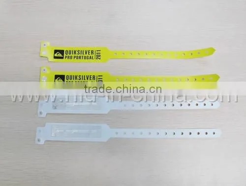 125KHz/13.56MHz Custom PayPass RFID Wristbands/Bracelets with Low Factory Price