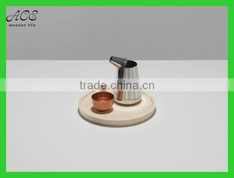 Round shape wooden serving tray