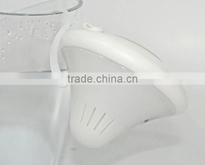 Wireless Floating UFO style IPX7 waterproof bluetooth speaker