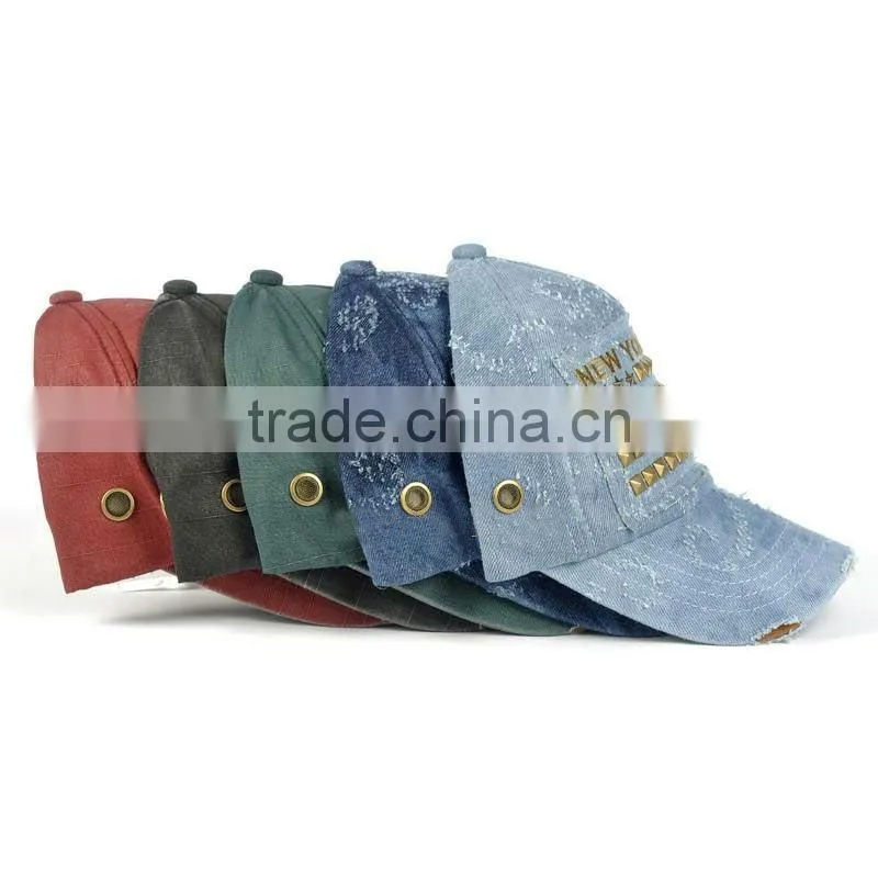 wash jean baseball cap with rivet on the front
