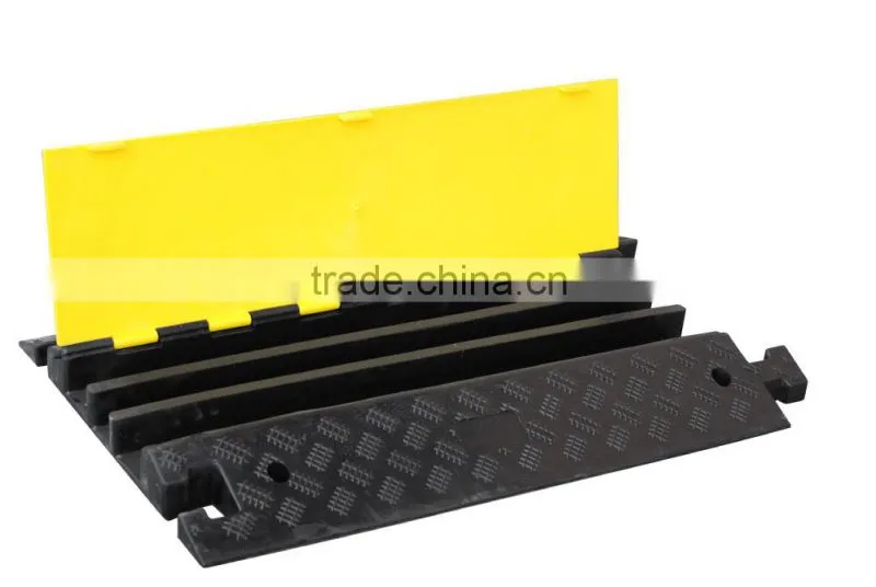 Durable 5 channel rubber cable protector B11
