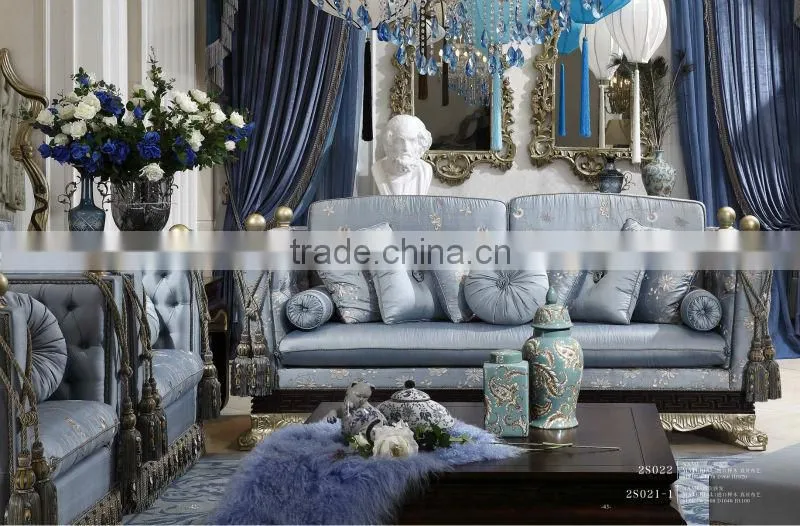 Foshan Luxury Antique European Style Furniture Living Room Solid Wood Hand Carved Sofa Design Furniture Sets