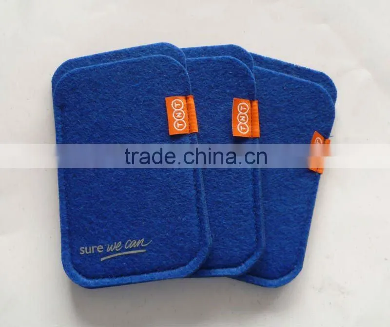 Felt cell-phone case