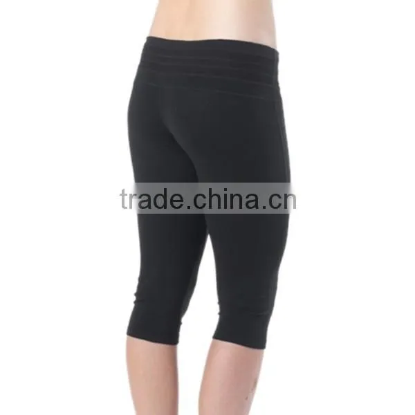 Four-way stretch Semi-fitted low-rise yoga pants models