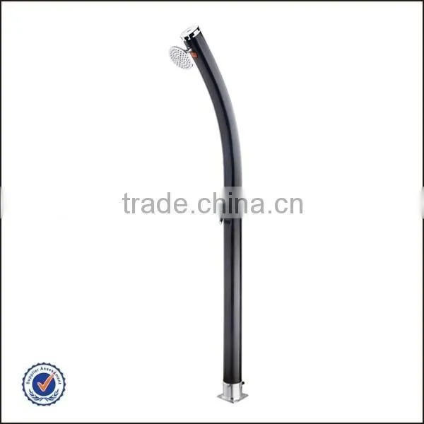 Curved Garden Solar Shower With Deluxe Shower Head