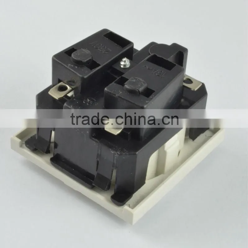 2 round pin schuko plug connector socket outlet socket