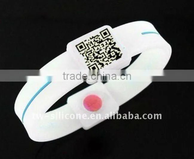 Christmas promotional cheap smart silicon bracelet with custom logo