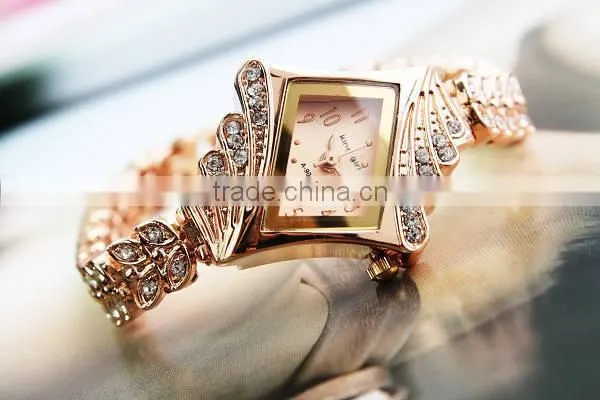 2016 Hot Sale Fashion Gold Wrist Watch Bracelet Women Watches