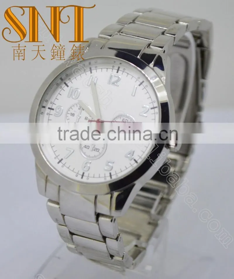 Fashion Matte Silver Dial With 3 Chrono Eye, High Quality Stainless Steel Watch