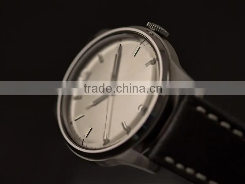 Hot popular handsome quartz goldlis cheap custom watches in bulk